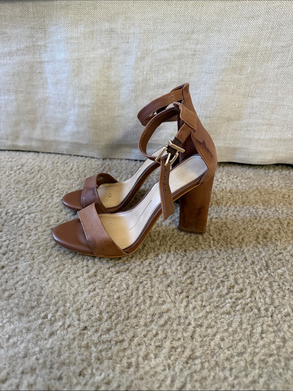 Women's Brown Ankle-Strap Block Heel Sandals with Buckle